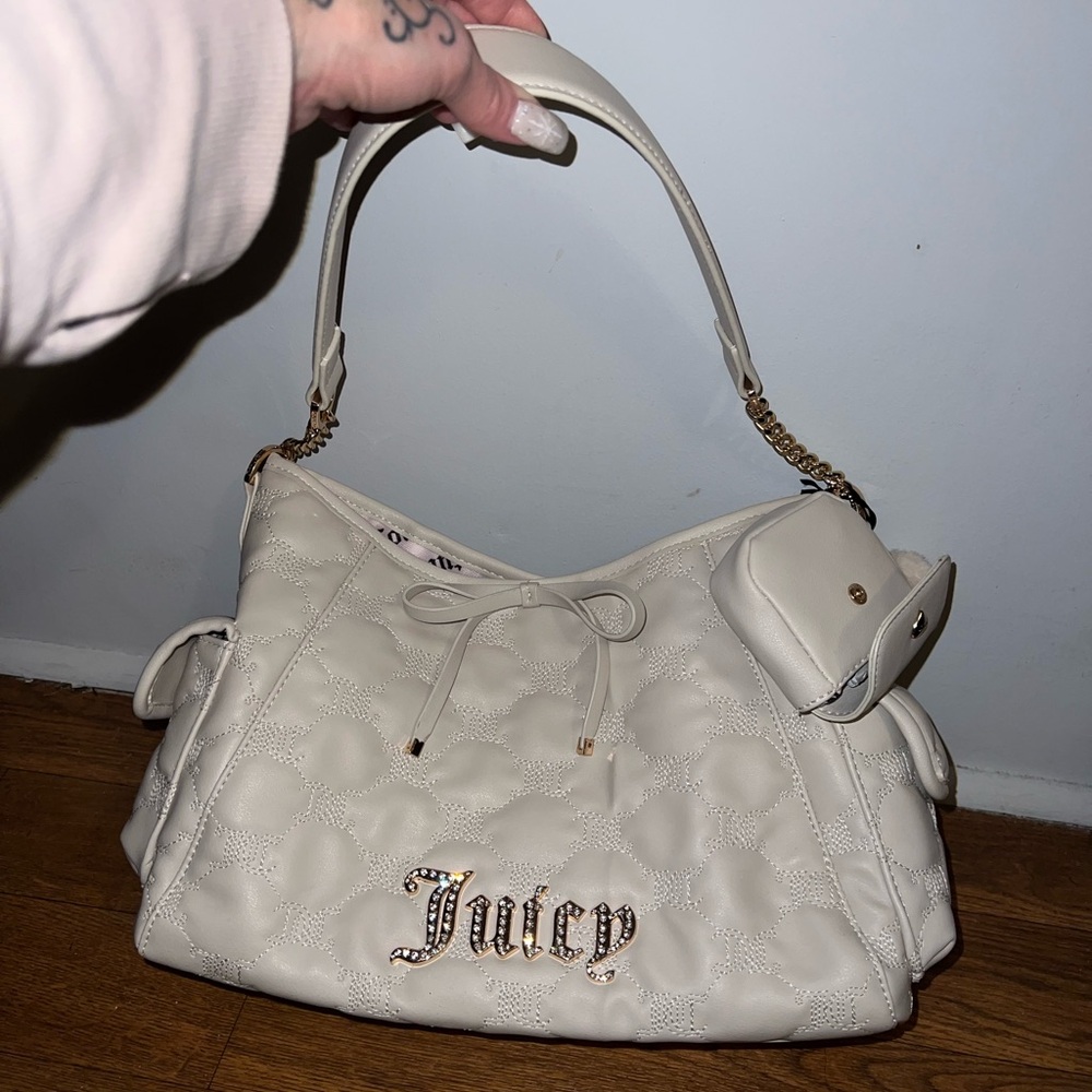 Juicy Couture White Quilted Shoulder Bag